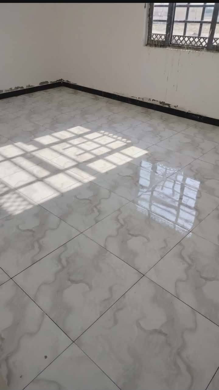 والله شكد شفت خلفه سيراميك بس مثل هذا الخلفه ابد ما شايف يشتغل بذمه وضمير ومناسب وشغله درجه اولى
رياض الغزي 
***********
