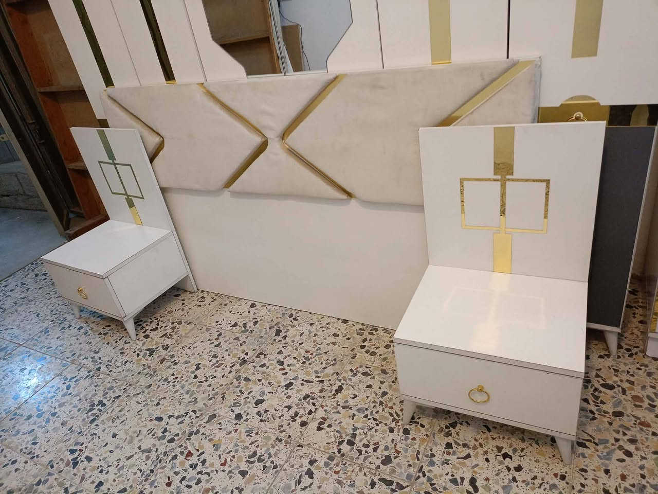 غرفة تركي 🇹🇷 مستخدام
5قطع  نضافه 90 💯
نضام ابواب 💖
السعر450 قفل 🔐 💖💸
مع شد🪛 ونقل 🚚  مجاني  داخل بغداد  محافظات بكروه


**إذا كنت صاحب هذا الإعلان وتريد حذفه لأي سبب، رجاءا أرسل رسالة إلى الدعم الفني**