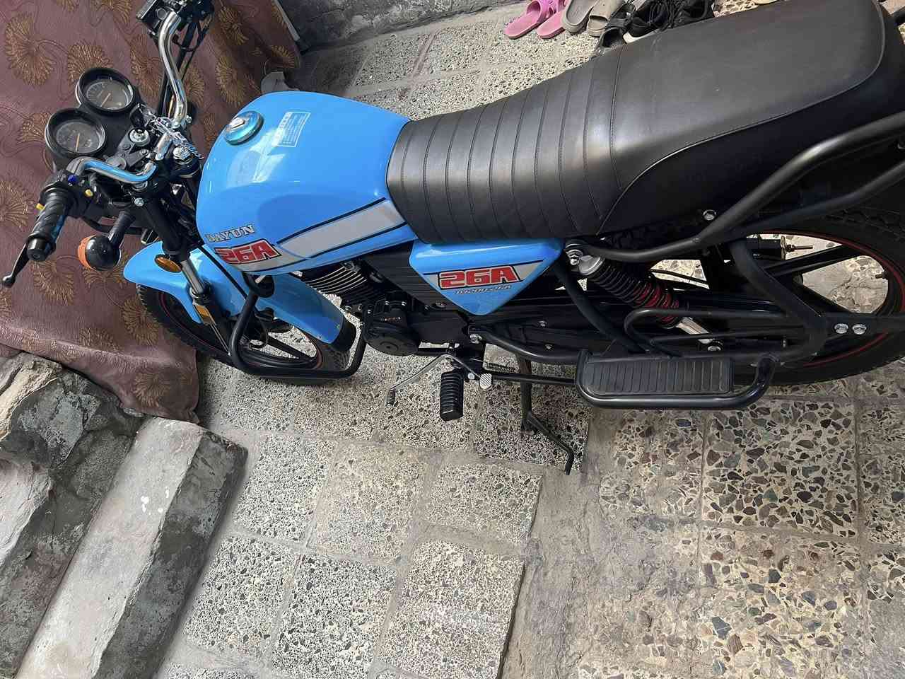 سلام عليكم شباب دايوو نفخ للبيع موديل 2024 دراجة نضيفه حيل مكفوله كفاله عامه مكينه 200لون سماءي ام الكتابه الحمره اوراق اسكنر منل الوكيل  وبيه وصل معرض مكاني حله بابل مركز مدينه السعر مليون 650 وبيه مجال بصيط لاتصال ***********
