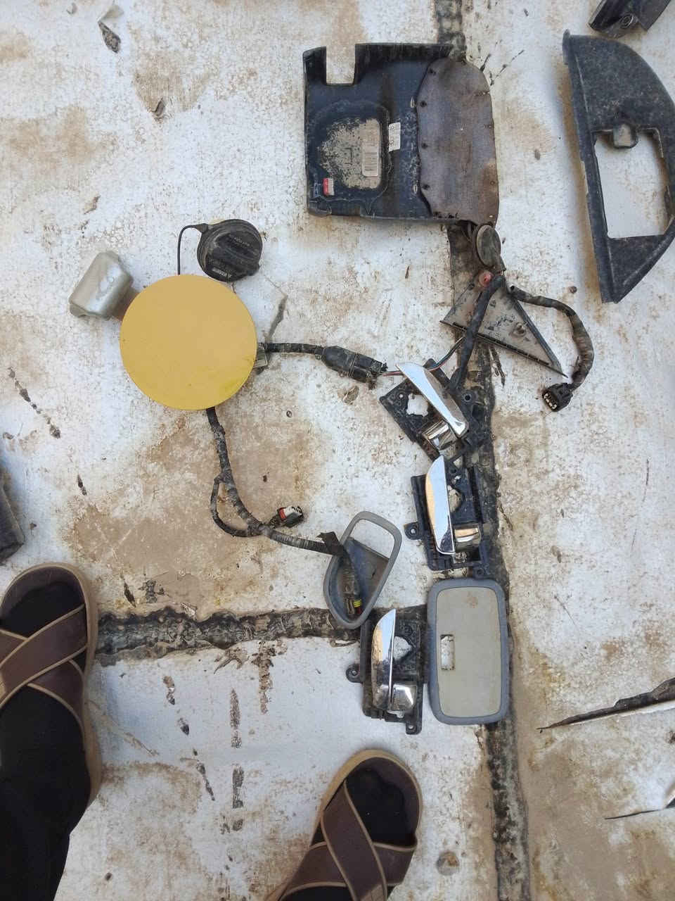 عندي هاي الاغراض مال النترا موديل 10 وارد امريكي البيع للشراي يتصل ***********
