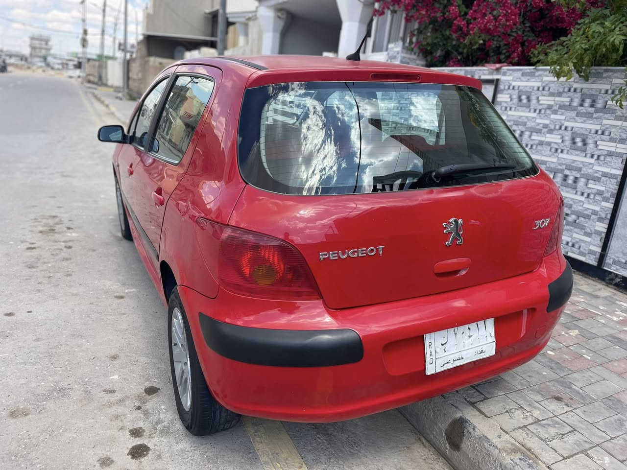 سلام عليكم للبيع 
بيجو 307 
2005 
كير 
محرك 
تبريد
حداديه 
شاشه 
Abs
سياره بلاديه جاهزه 
رقم بغداد بسمي
شرط التحويل 
واسط العزيزيه 
للاستفسار 
***********

