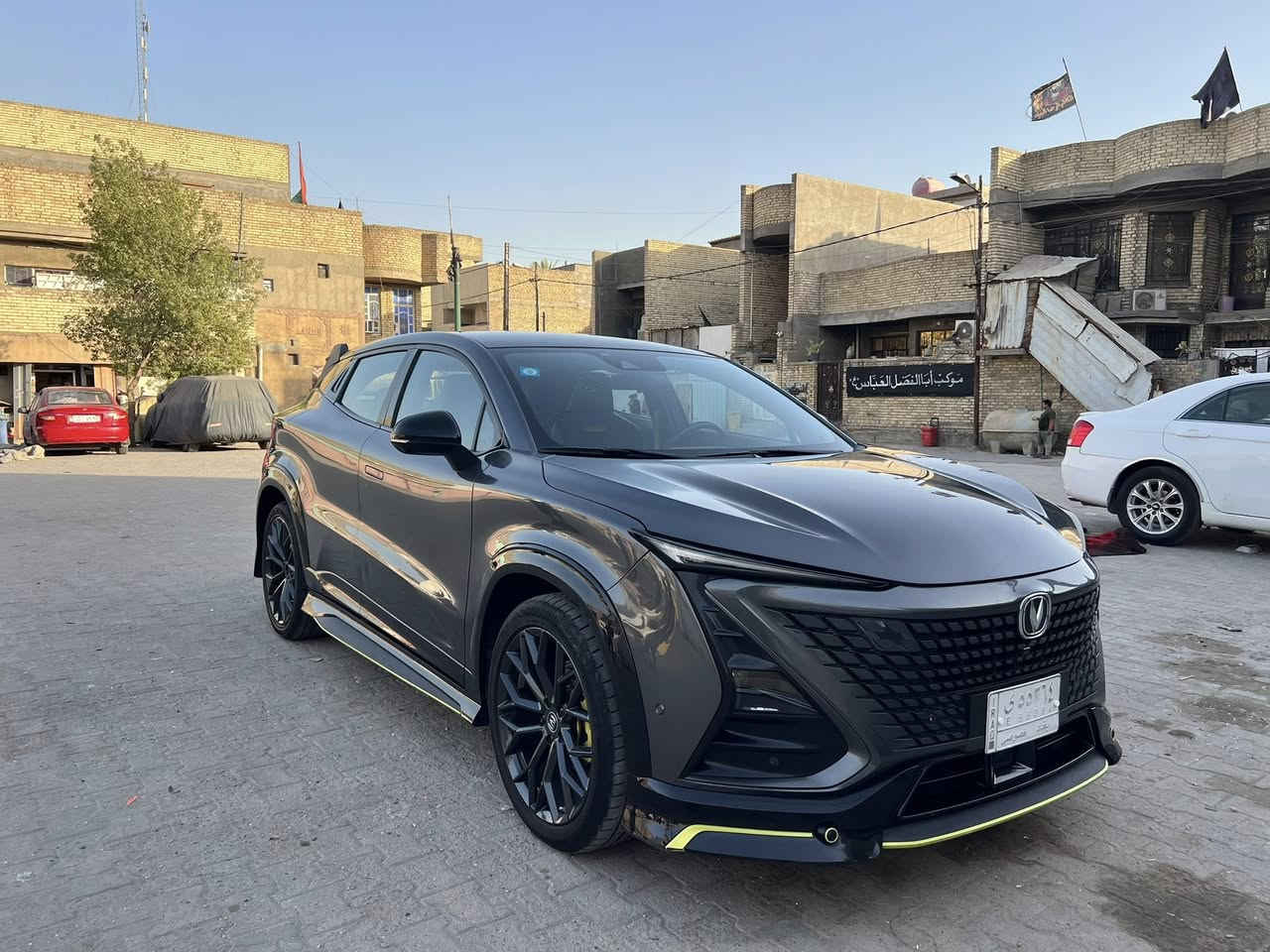 شانجان يوني تي 2024
السيارة مواصفات فول 👍
ماشية 50 الف🚙
مكفولة كفالة عامة 
مكانها مدينة الصدر🏘️
السعر 27 مليون💴
اذا اكو مراوس اقل

الاتصال ***********   📞
