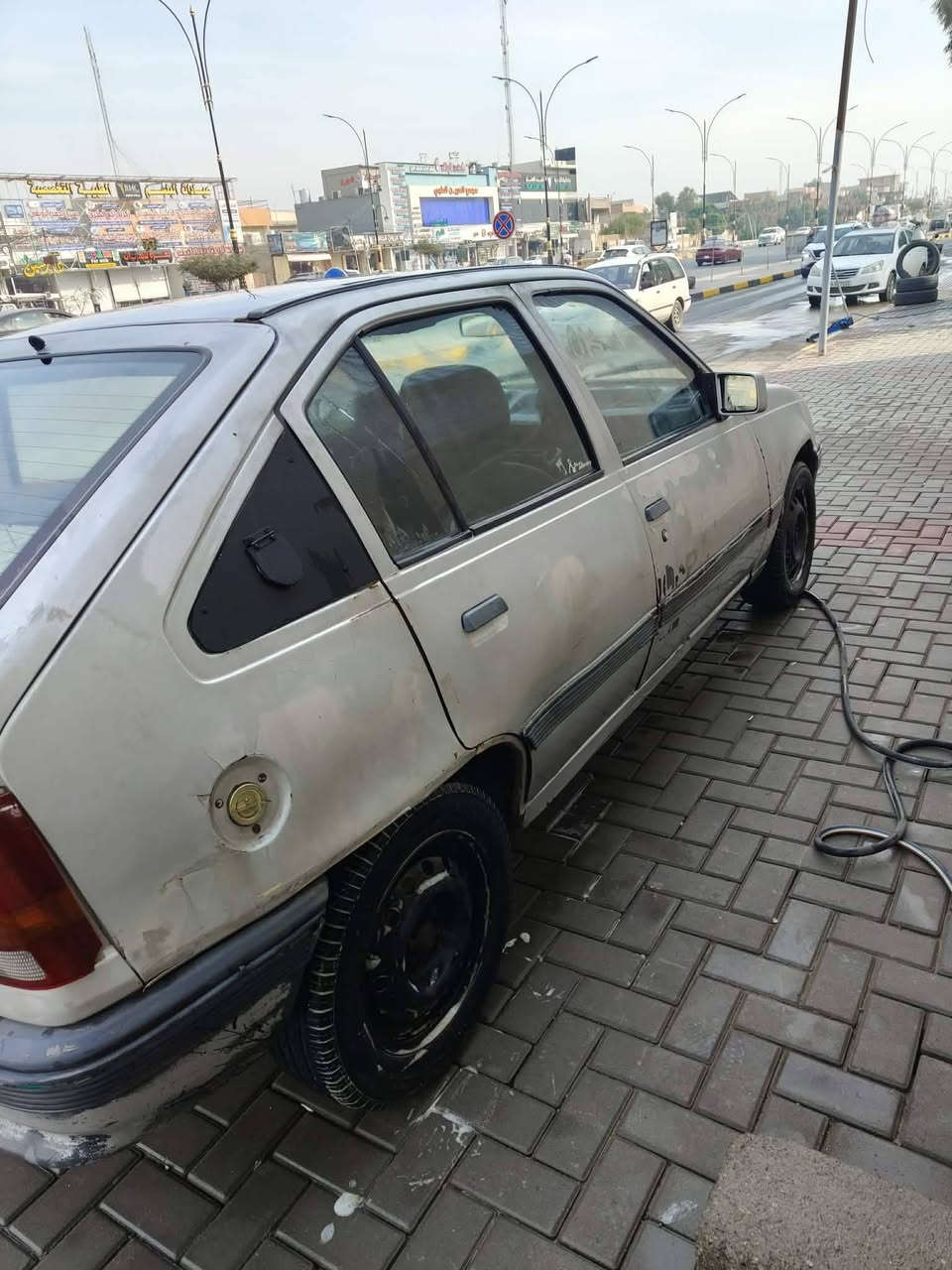 للبيع كاديت حجم 16 كابون بانزين رقم الماني السعر 20 وبيها مجال ***********
