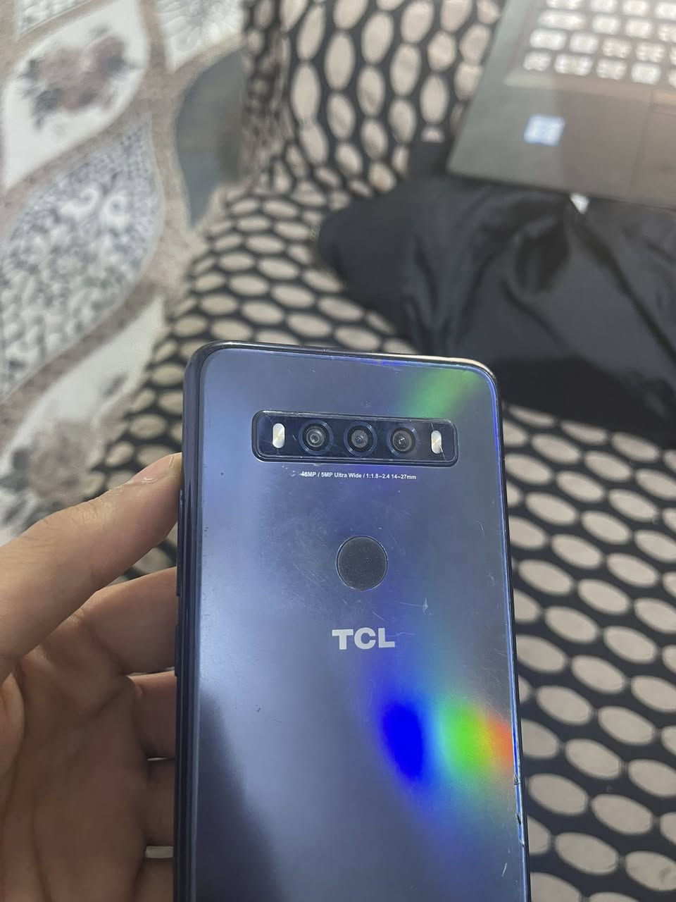 TCL 10 CE
ذاكرة ١٢٨
بغداد مدينة الصدر 
مبدل شاشه وكالة
سعرة ٨٠ الف
***********
