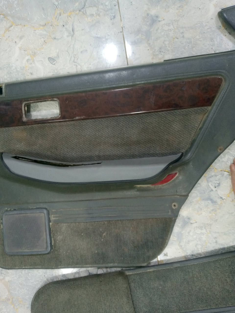 من رخصت صاحب الاكروب المحترم ابطاين بونتيشا معمرات درجه اولا السعر 150للتواصل *********** اخوكم الزبيدي
