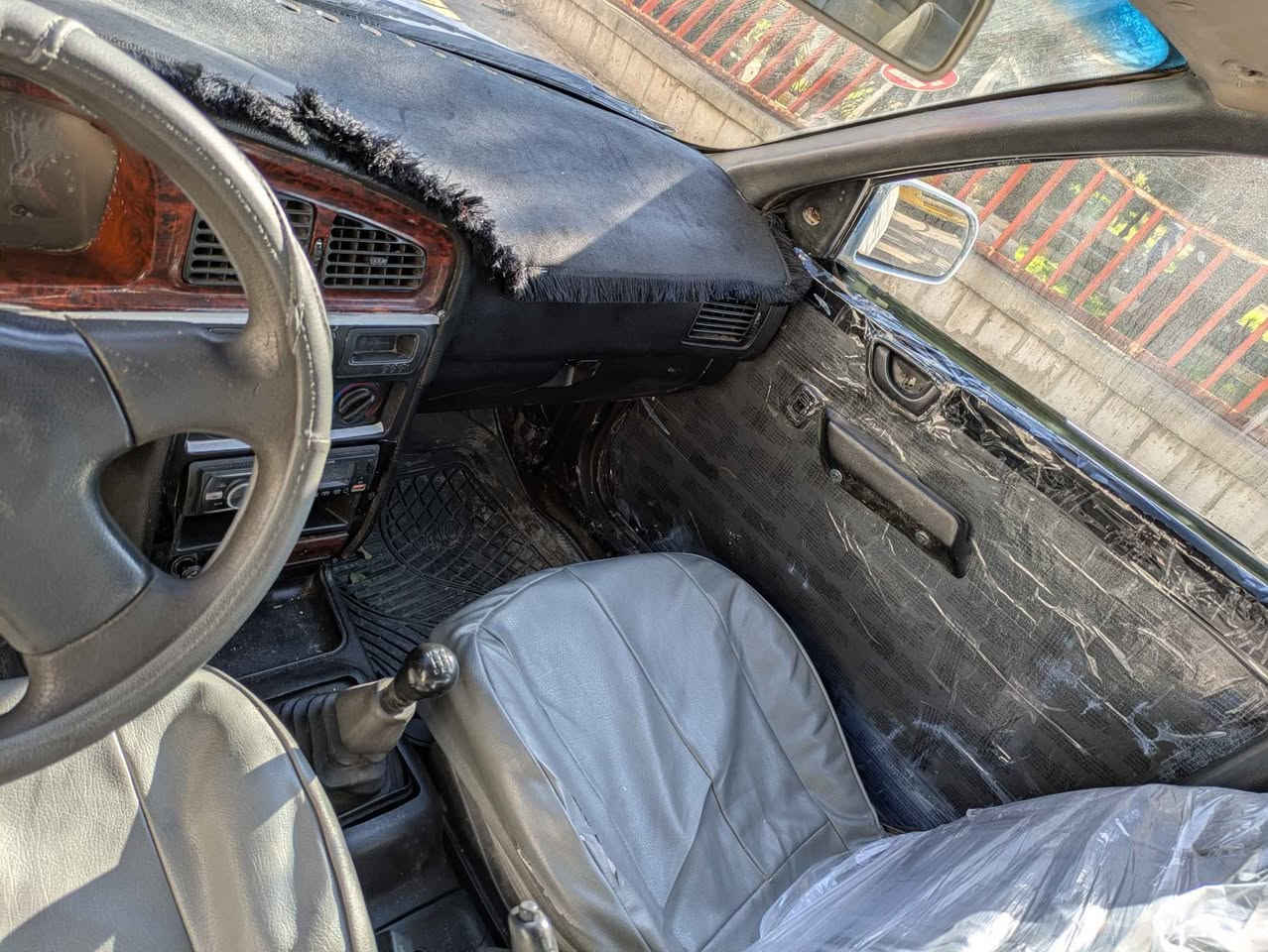 هؤندا النترا مؤديل 93 ئارمي بلاستيكي سليماني بي ده عمو ليدان گيرومه كينه و ته قه و ره قه و ئه وةليات و موس برانه وة به شه رت نرخ 16وةره قه ژم *********** Taunton, Somerset
