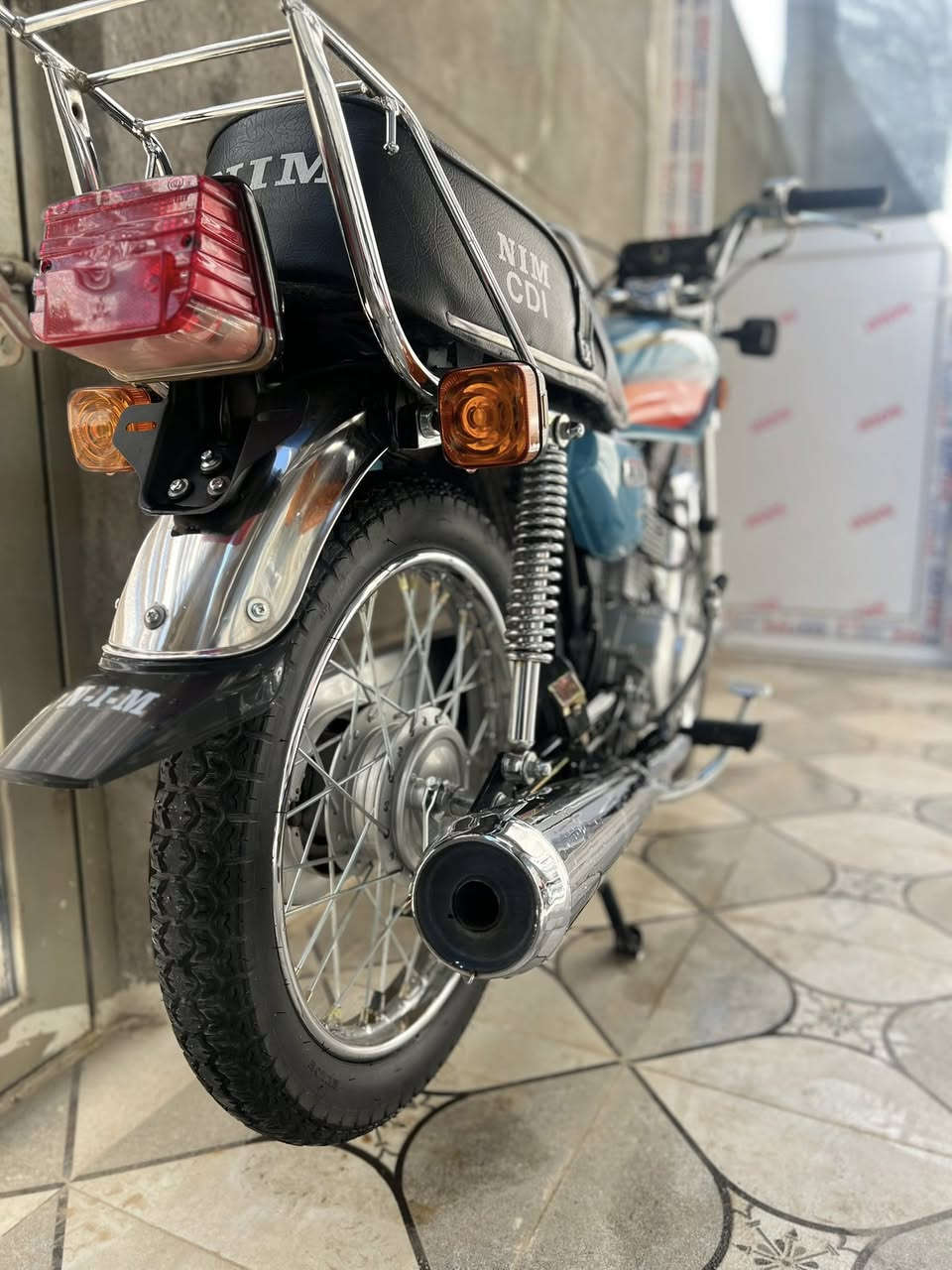 السلام عليكم
اربعه كير للبيع مديل 26الدراجه اخت الزيرو 

نضيفه مابيها اي نقص اوراق اسكنر المكان كربلاء 

كنطره السلام السعر 750وبيها مجال للشراي 

***********
