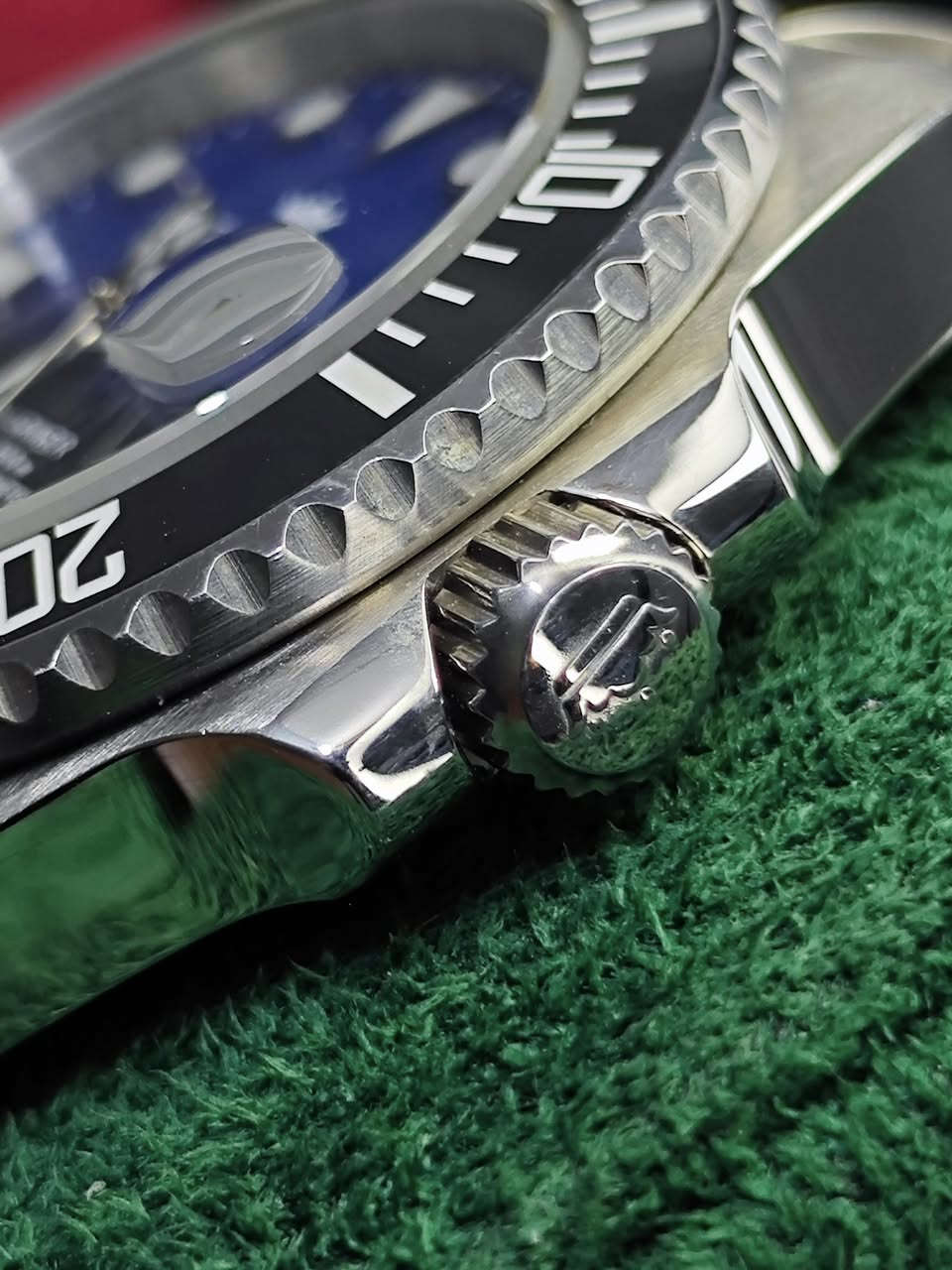 تحسها تعيش وياك.
حركة أوتوماتك، تصميم كلاسيكي، اسم يترك بصمة – Skyseed ⌚
ارقام و اميال لامينوس مضيئه
رنك دوار
بدن ستانلس ستيل مقاوم للصدئ
السعر 65 الف 
متوفر توصيل لكل محافظات العراق


**إذا كنت صاحب هذا الإعلان وتريد حذفه لأي سبب، رجاءا أرسل رسالة إلى الدعم الفني**