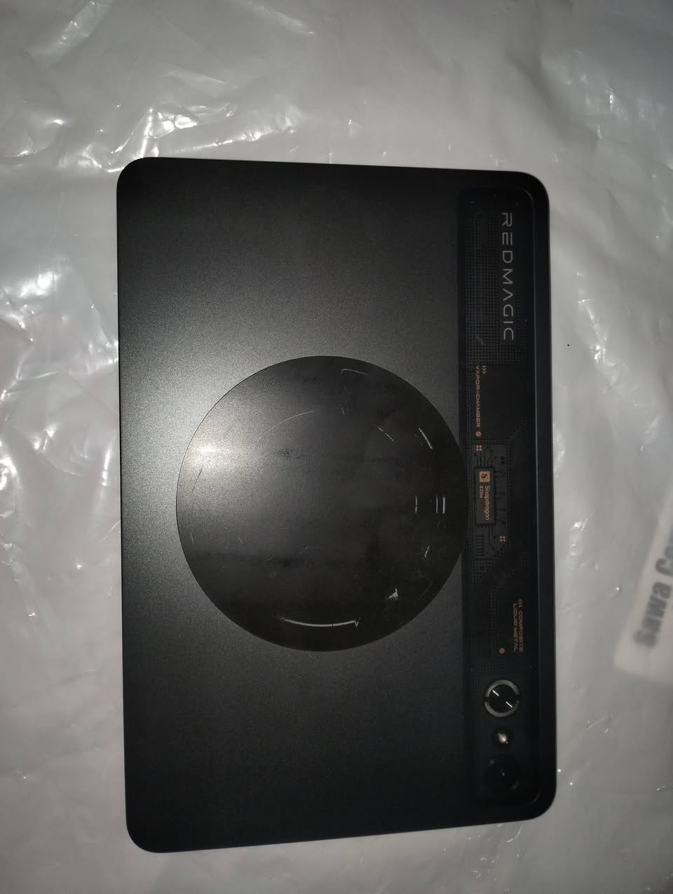 REDMAGC Astra
مستغدم قلیل زاکرا 256 گیگا عدد دورات الشحن 22 
کامل غراض ویا   لزگات شرکە    لایلون الجهاز   الشاحنە جهاز کلش نضیف بدون ای خدوش    التبرید هدیە ویا +الستاند +کیبورد و ماوس   گیمنگ یعنی فقط للالعاب سعر الجهاز 820 قفل 
رقم *********** واتساب فقط 
او مراسلت الفیس
