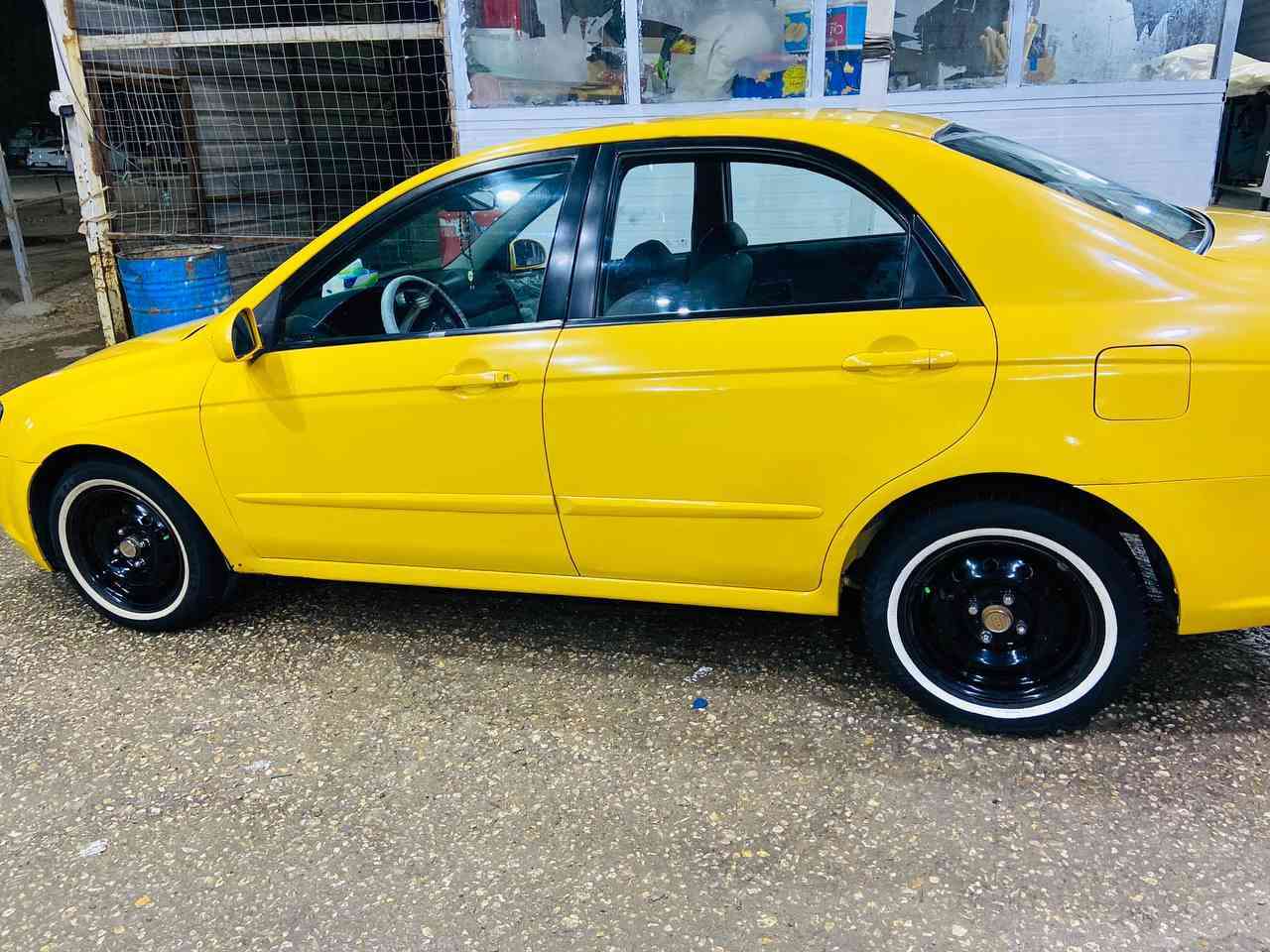 سبكتره جاهزه للخير متصرف ربع دينار عليه جاهزه من داخل وخارج تبريد حداديه مكينه كلشي مكفول جاهز جديد موديل 8
رقم بغداد مشروع وطني سنويه ل 29 كلشي مصفر 
سعر 84 وبيه مجال 
***********
