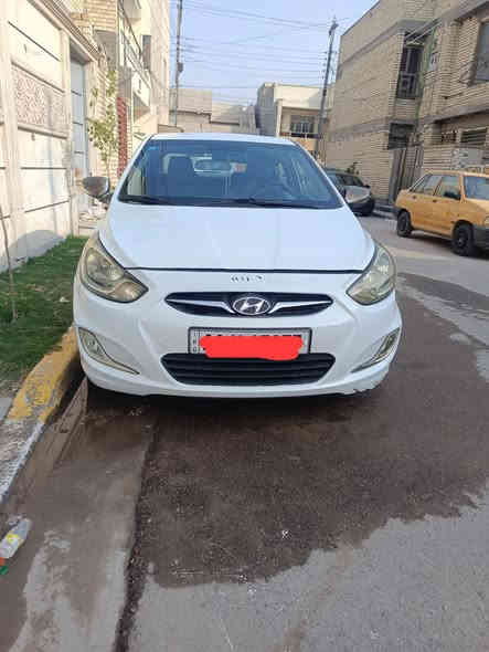 السلام عليكم 
اكسنت مضلع م2014 بغداد مشروع وطني مواصفات عادية 
تخم تاير جديد بطارية جديدة 
سنوية لغاية 2030
محرك 1600 قطرتين خير من الله 
السيارة نواقصها كلش قليلة 
بيه بارد قطعة و3 معجون وصبغ ابيع احزام 
افضل الك والي العنوان الغزالية شارع المشجر السايدين سعرها 80 (***********)
