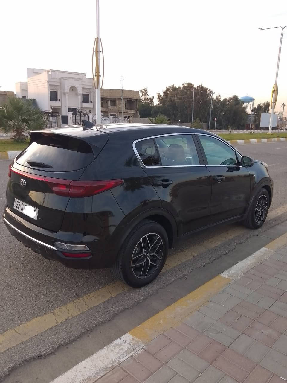 السلام عليكم .
سبورتج 2020 وارد رقم اربيل بدون سلايت بنيد صبغ وقبغ الجنطه الجاملغ الامامي مبدل نفس اللون والسونار موجود ماشيه 68 ألف سعرها 150 ورقه بيها شويه مجال.
*********** هذا الرقم بي واتساب عنوان الفلوجه
