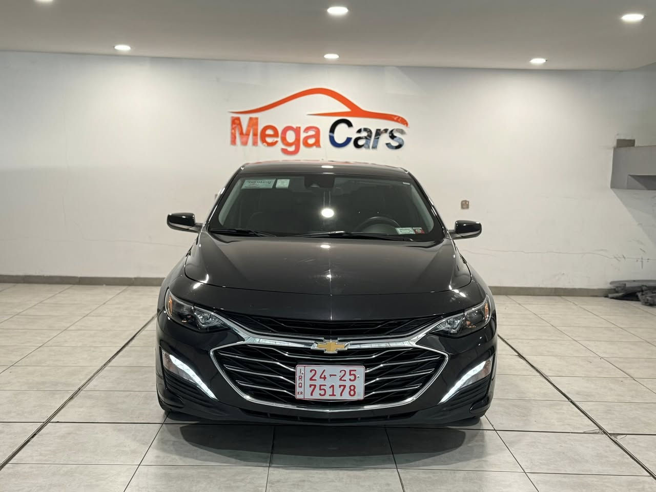 ماليبو 2023
مواصفات LT2
ضررها بسيط مثل ما موضح بالصور فقط ٤ قطع بدون دواخل
 1G1ZD5ST4PF208706
سعر 110 ومجال قليل
مكانها دهوك 
***********
***********
