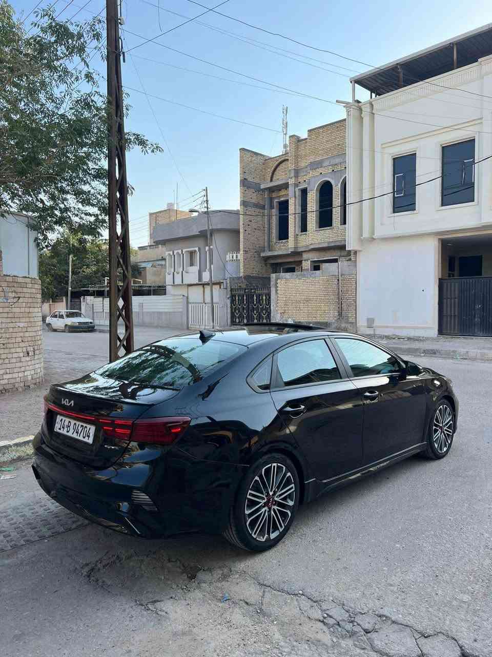 كيا فورتي مديل 2023
وارد امريكي حادثها بسيط طرف البنيد والجاملغ بدون ضرر داخلي وهنا صار بيها صبغ باب السائق
فئه Gt line 
السياره فول مواصفات 1/1 طلب خاص vip
مكينتها 2000 دوش وكيرها Atm مرغوب
مرقمه بصره معوقين المعوق يسوي وكاله عامه مضبوطه 100%

مواصفاتها : فتحه بصمه تشتغيل عن بعد كشنات جلد lid امامي خلفي 6 رادرات امامي وخلفي وجانبي وتحديد مسار وقياده ذاتيه وشحن لاسلكي ويلكب حجم 18 وبعد بيها كلش هواي مواصفات 
مكاني بصره جبيله
السعر138 ورقه
للاستفسار *********** البصرة, العراق
