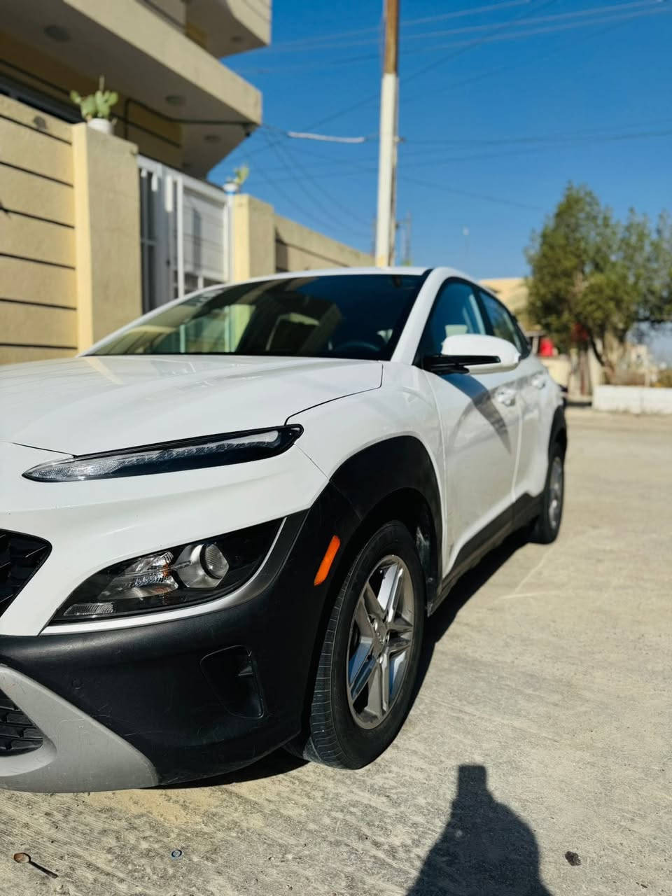 السلام عليكم 
البيع كونا أمريكي 
موديل 23
رسمي تترقم بغداد وجميع المحافظات 
الموصفات
السيارة فورويل 
التعداد 15923
الوان أبيض 
الموصفات SE 
محرك 2000 دوش 
كامره خلفية 
تحديد مسار 
رادر امامي جانبي 
اشاير باالمري 
شاشة تاب لمس 
مانع تزحلق 
اول تحكم ستيرن 
الضرر
الضرر موضح لا المنشور 
بارد فقط بدون صبغ 
***********
