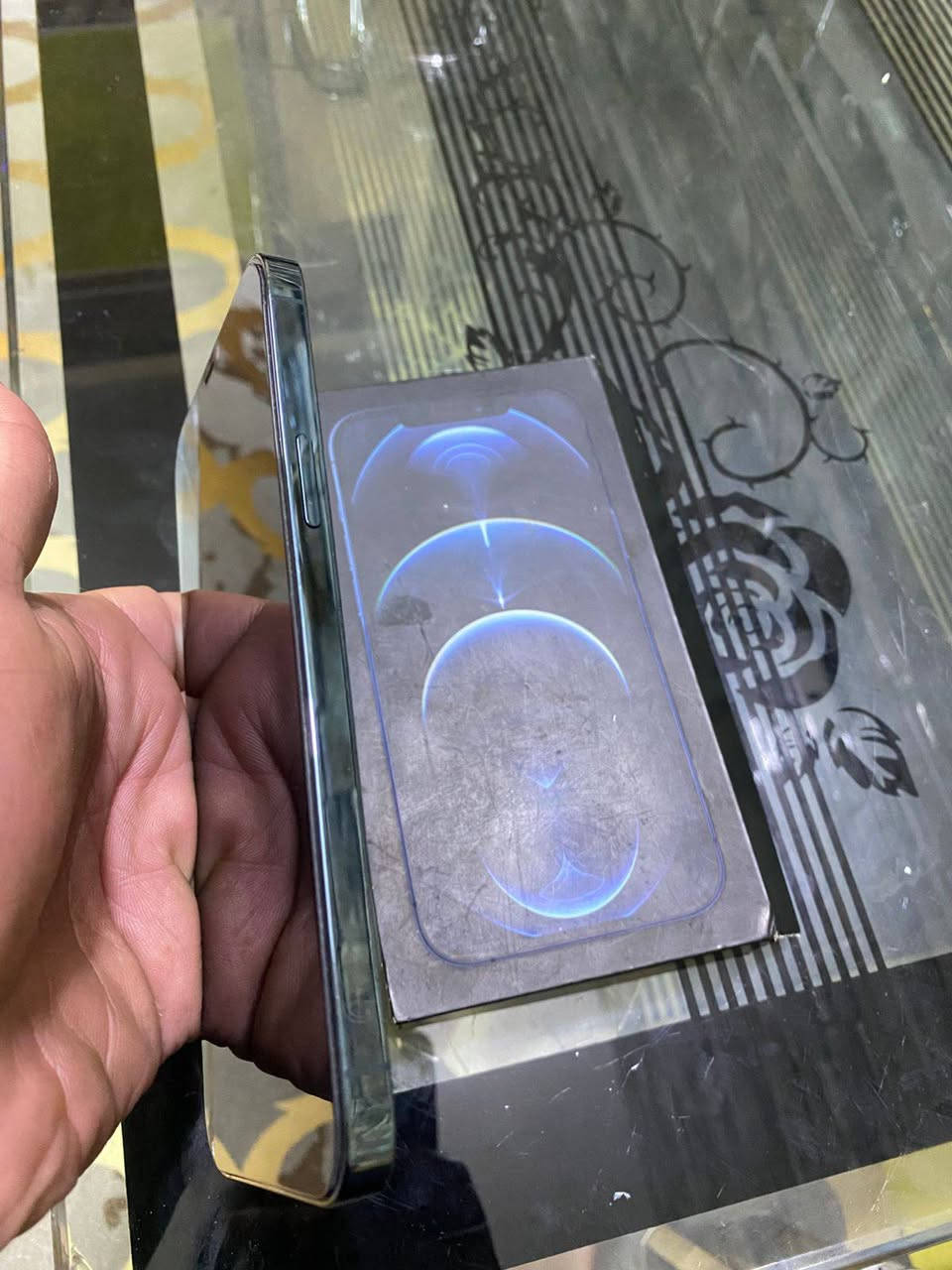 السلام عليكم ايفون 12 برو ماكس الجهاز وتر ما مفتوح مكفول كامله كل غراضة بطارية 73
بيع فقط ما اراوس  ولا عندي توصيل
السعر 450 وبي مجال بسيط 
عنواني بغداد حي اور 
***********
