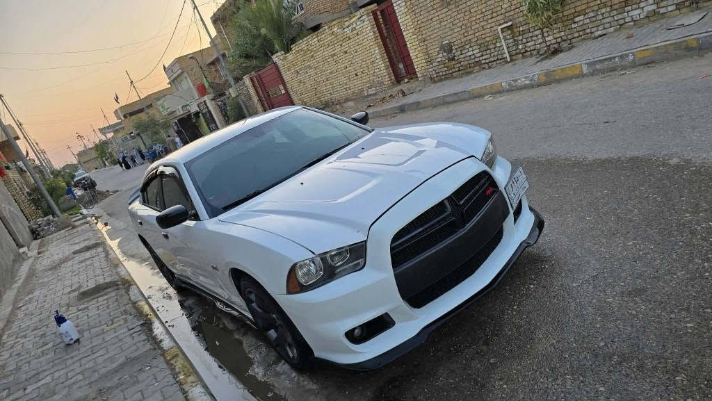 دودج تشارجر  موديل 2013
- محرك 3.6L V6
- گير أوتوماتيك عصا
- دفع خلفي
-رقم بغداد 
- وارد أمريكي
- تشغيل بصمة + ريموت ستارت
- شاشة وسطية
- كاميرا خلفية
- زينون
- تايرات جديدة
گير مكينة تبريد خير من الله 

للاستفسار 
***********
*********** دهل اوران, واسط
