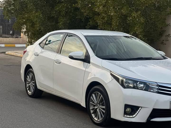 تويوتا كورلا 2014 خليجي بصمه محرك 2000 لون ابيض ثلجي رقم سليمانية اوربي (21) سنويه بسمي هزه جديده شرط التحويل....

السيارة بيها صبغ جاملغ خلفي جهة السكن وباب رش فقط والباقي مكفول... بدون دواخل بدون ايرباك سيارة جاهزة بدون اي نقص .... سيارة حلوه واحلى من الصور.....

محرك 4/2000 سلندر ..... محرك ما مفتوح ........

شرط محرك وكير وصدر وكهربائيات وتبريد وتدفئة

وتخم تاير سيارة جاهزة من كلشي ....

مواصفات فول بصمه وحساسات وبلاجكتورات

ومري شفط وشاشه وكامره ولدات وتحكمات وداخل صحراوي عدا السلايت وبعد بيها اهواي مواصفات ما يحتاج اذكرها .....السعر132 اتصال***********
