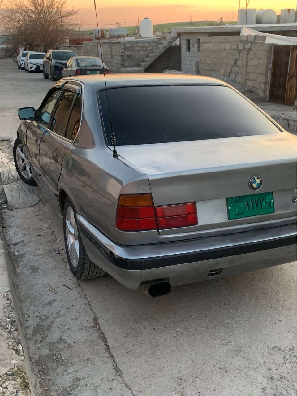 سياره منفيسته حجم ٥٢٠ مكينه فل 
سعر ١٨$ مجال  
***********☎️📞 سميل, دهوك
