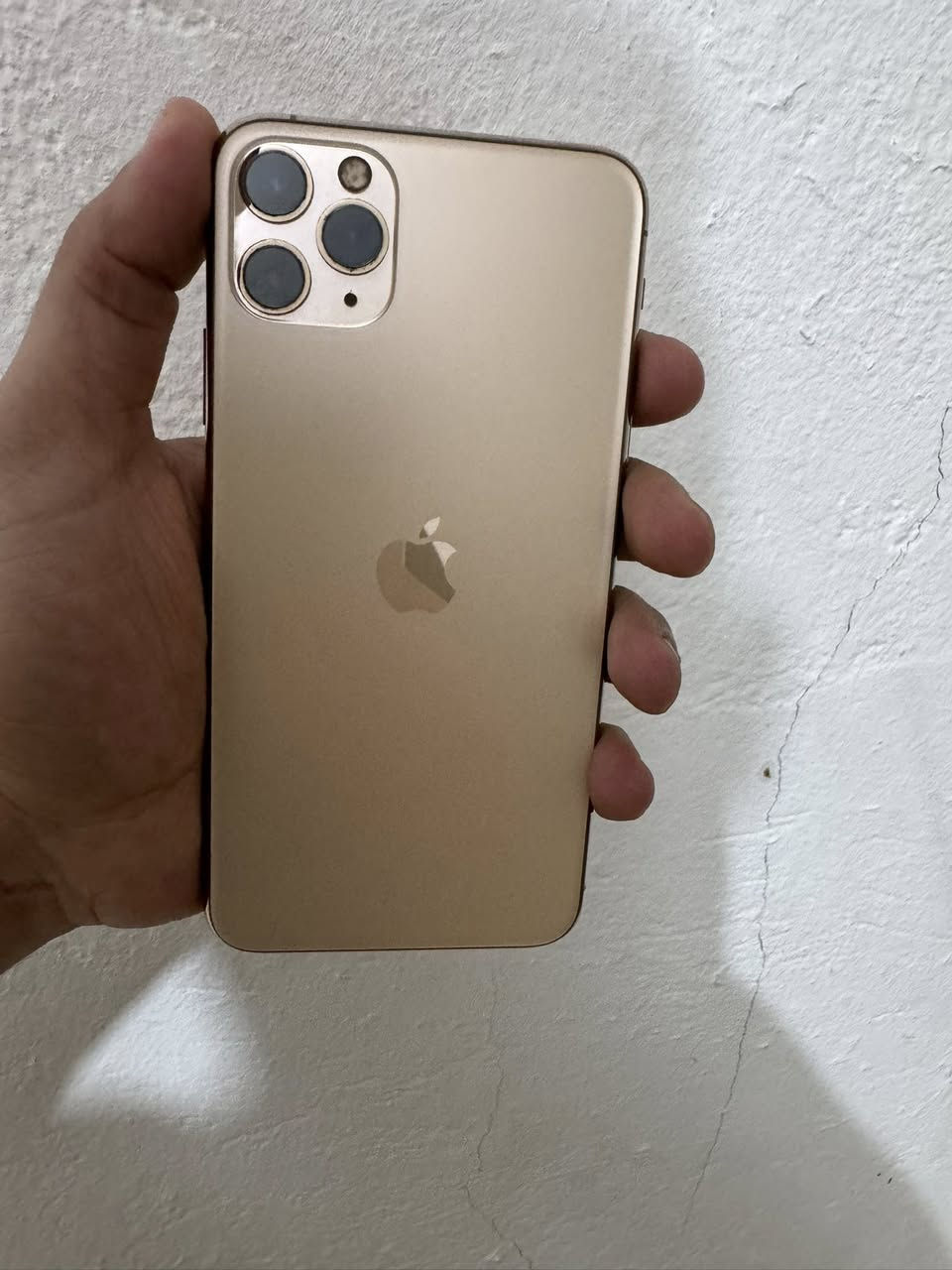 للبيع ايفون ١١ برو ماكس دبل شريحه جهاز نضيف مستبدل شاشه فقط مال تفصيخ بطاريه ٨٠٪؜ ذاكره ٦٤ السعر ٣٥٠ 
متواجد خاص ورقم ***********
