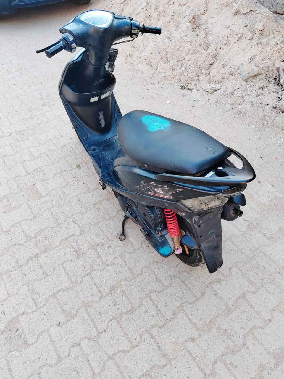 للبيع ماكس حاويه توه طالعه من المحل وصله موجود محرك ما مفتوح بلاد49 ختم واحد على وضع البلاد سلف هندر كهربايات السعى800 وبيه مجال رقم *********** بصره
