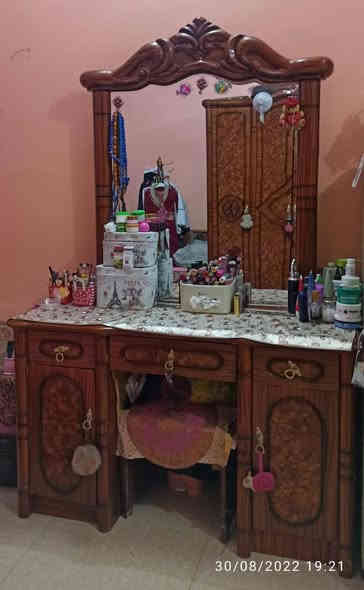 غرفة نوم نظيفه جدا وبسعر مناسب 500وبيهامجال 
***********
الشطره الامين الاولى
