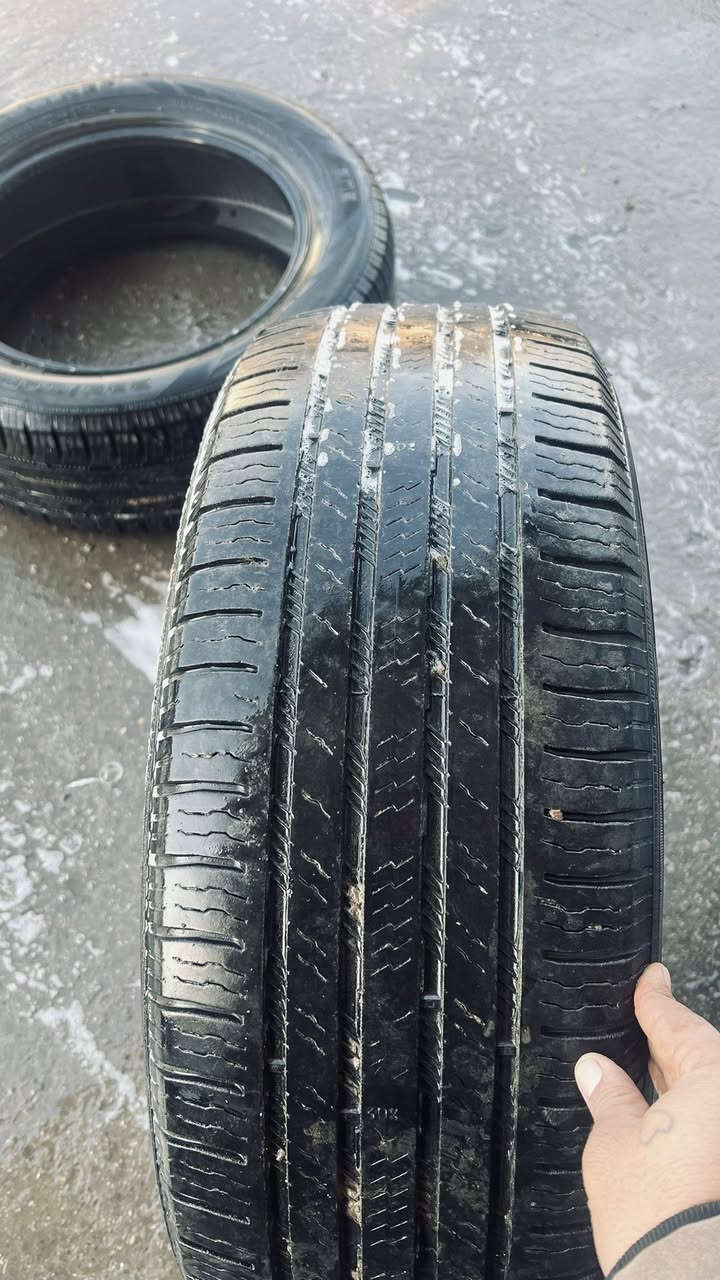 تخم تاير حجم 18  /***********
