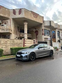 لبيع BMW 330i موديل 2025 ماشيه 13الف كيلو مكان سياره بغداد السيديه  با...