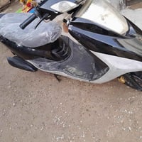 بريز البيع  سعرها ٥٠٠ بيها مجال شي بسيط  زعفرانيه شارع كهرباء رقم ٠٧٧٢...