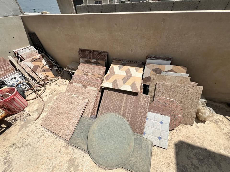 سيراميك إيراني  للبيع  للتواصل
***********
