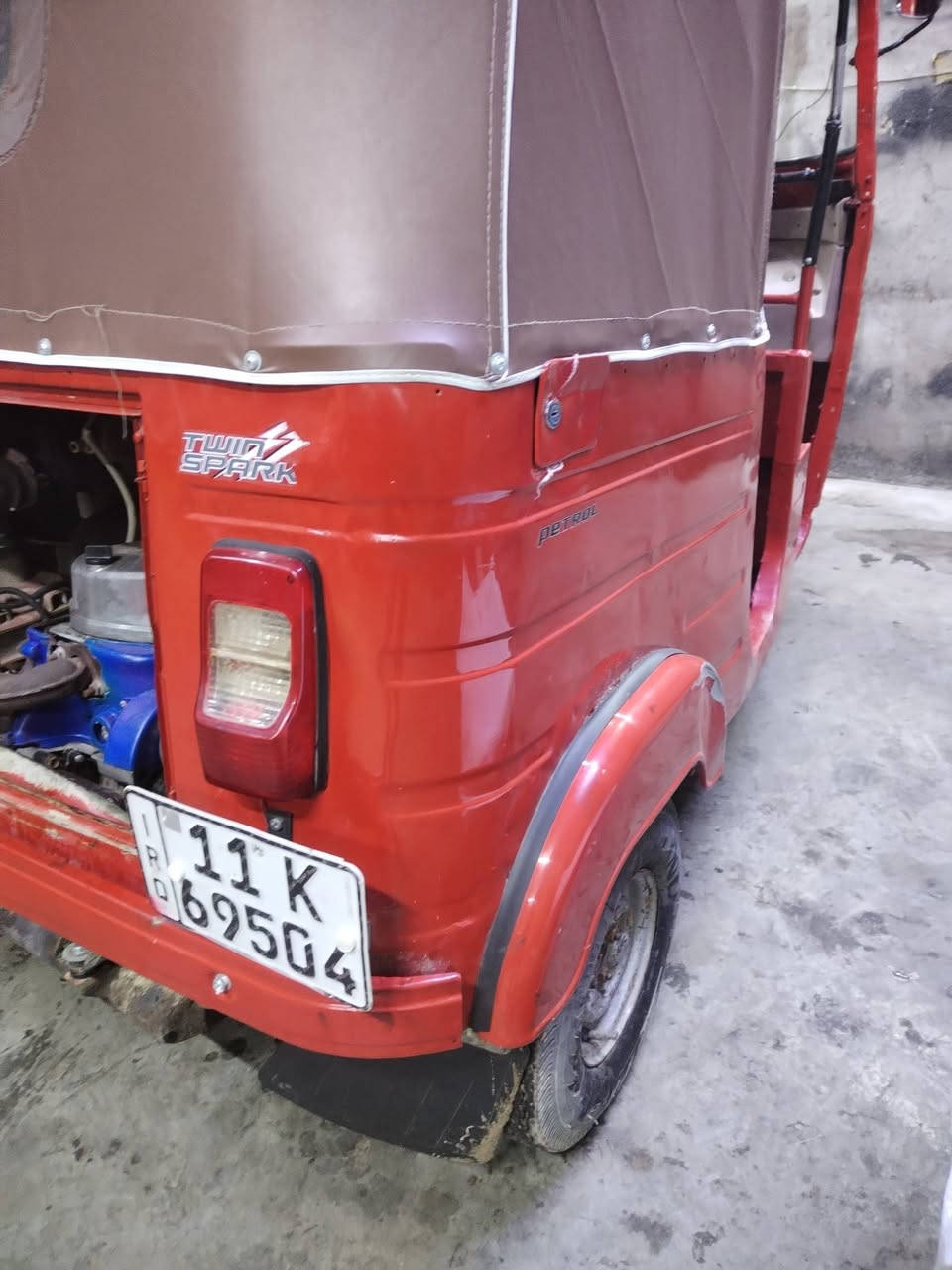 سلام عليكم ورحمة الله وبركاته متاح تكتك 18 محسوبه عله 19
تكتك كير مكينه خير من الله بوبشام رقم ***********
