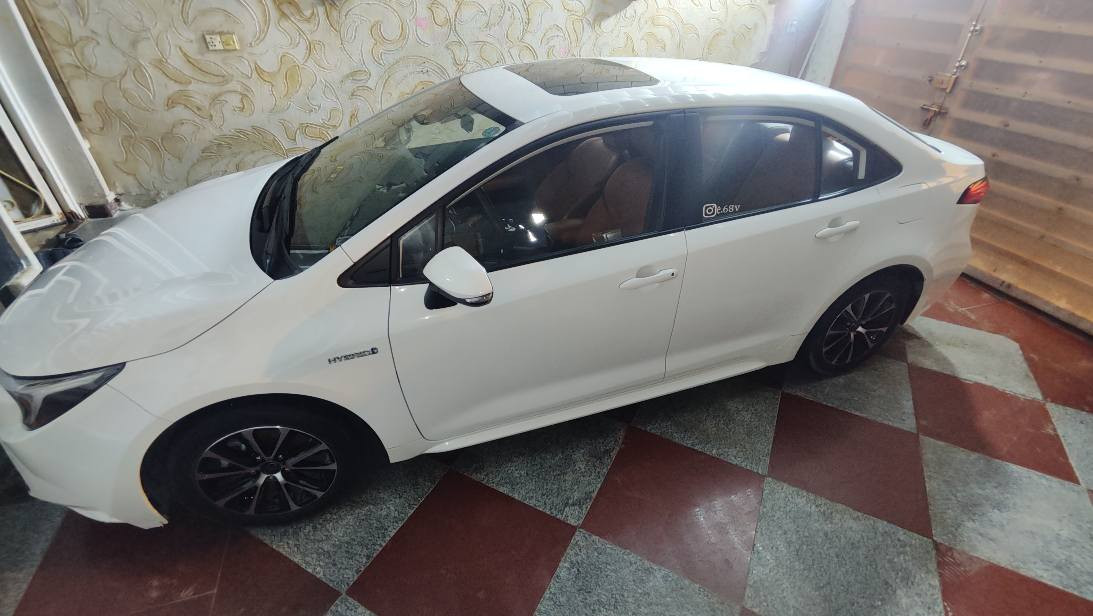 كورولا هايبرد خليجي شكل امريكي علامه زرگة رقم اربيل موديل 2024 

محرك 1800 هايبرد
شاشة
داخل مشمشي
سايد بريك اوتوماتيك
اوتو هولد
Ev mode
Drive mode
عينه الكتروني
السيارة كفالة عامه ( مكينه وكير وبدي)
ما عدا هاي ضربة الايد بالبنيد مصورة
السيارة ماشية 26 الف
ممشة قليل بالنسبة لموديلها للجامعه فقط
رقمها اربيل يجي اغلى من بغداد والبصرة تخلص من غرامات وكلشي 
تواصل واتساب ***********
او عل ماسنجر
السيارة باسمي 
تريد وكالة تريد تحويل كلشي موجود البصرة, العراق
