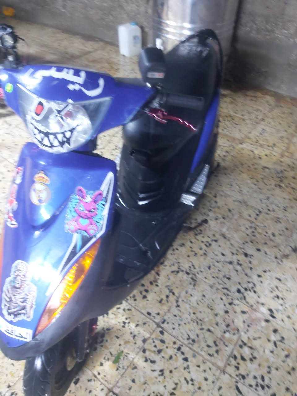 سلام عليكم
ماكس عدله بوشه 55 
شلعه ومعدل خير من الله محرك مكفول 
كهربائيات شغله صلنصه fm
سعر 375 وبيها مجال قليل 
مكان شهربان جسر مهروت 
***********
