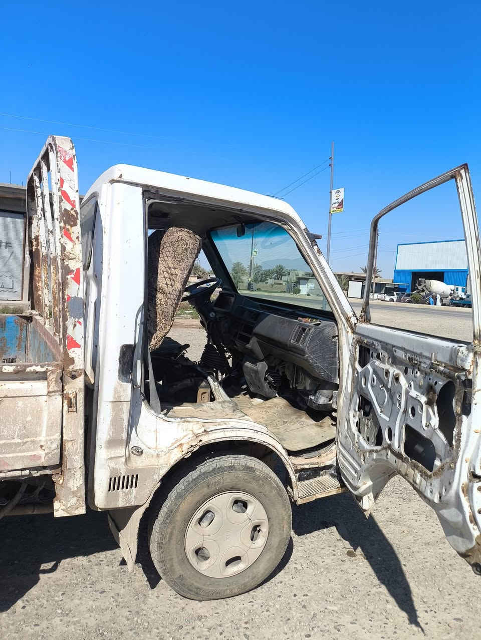 السلام عليكم ورحمة الله تعالى وبركاته كيه بنكو موديل 1994 محرك شرط كير بس الخامس يخرط
بس باقي النمرات فول ما شاء الله ملاحضه  ابيع فحم  +محتاج فلوس 
سعرها 11وبيها مجال قليل 
الخاص مفتوح 
هاتف ***********
