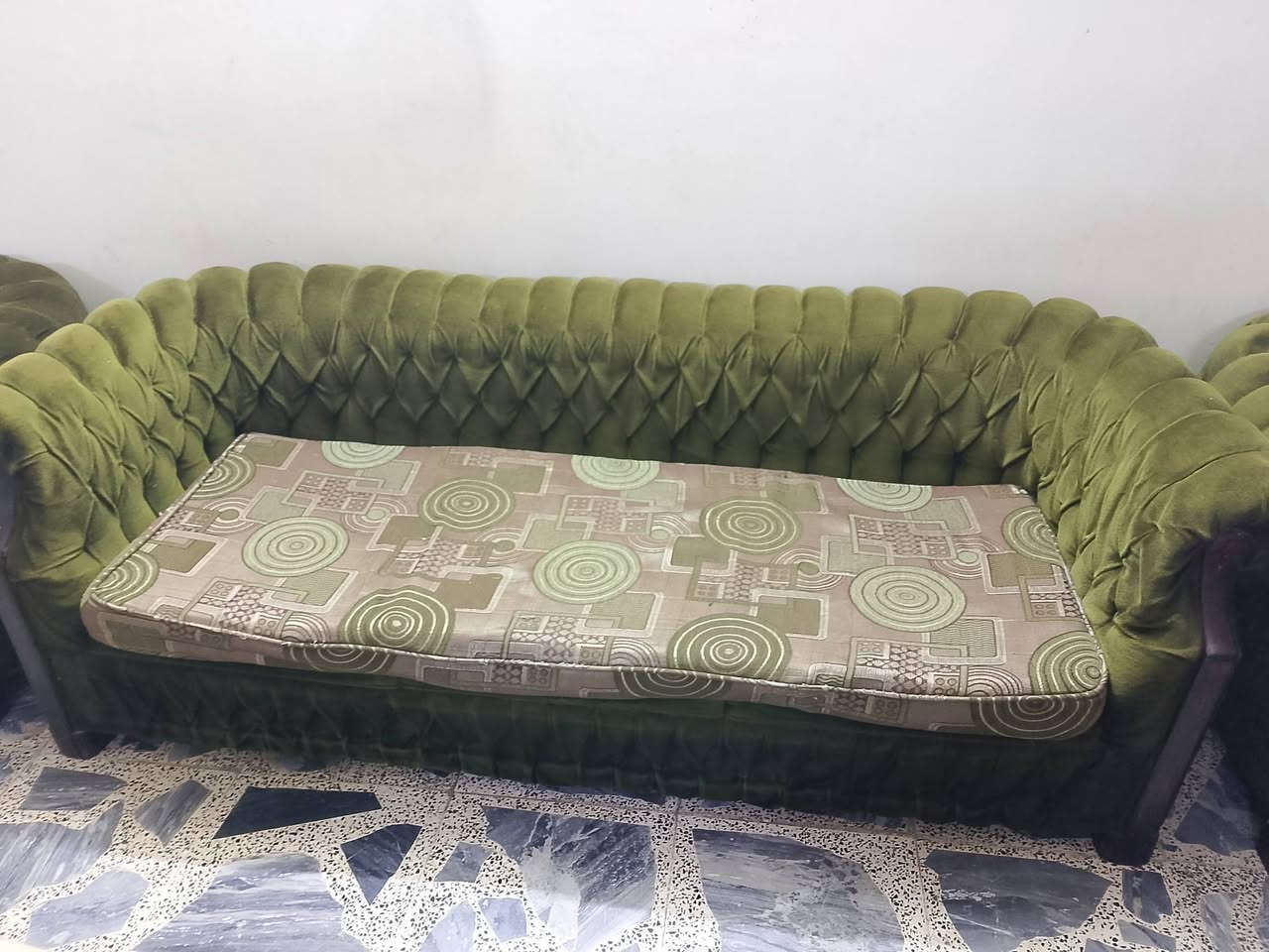 السلام عليكم نص تخم للبيع السعر 150 الف الشراي يدخل خاص


**إذا كنت صاحب هذا الإعلان وتريد حذفه لأي سبب، رجاءا أرسل رسالة إلى الدعم الفني**