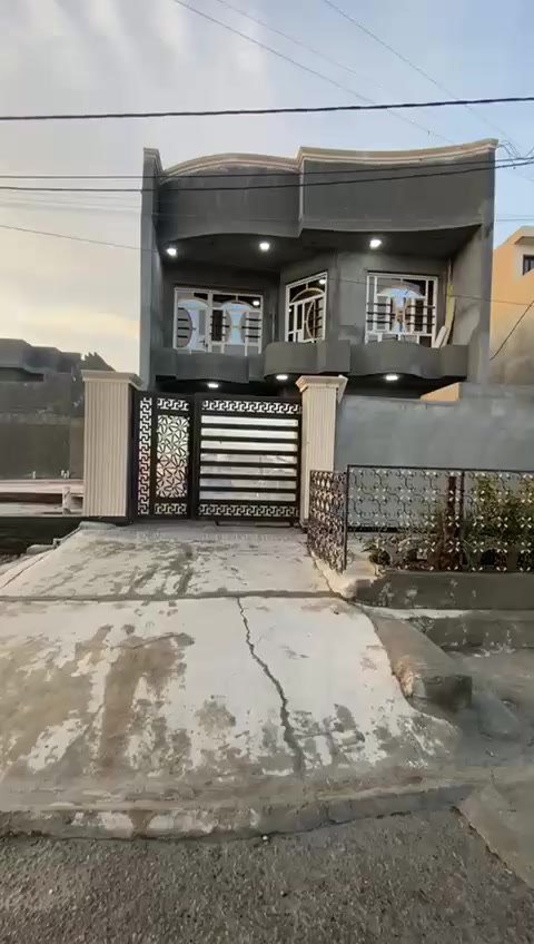 بيت للبيع ١٥٠ متر طابقين في ابو غريب حي الصديق شارع ١٥ تبليط نافذ على شارع المطار وشارع عشرين مقابيل الخدمات موقع ممتاز رقم العقار ١٠٥٨ البيت بلوك ثكيل والاساس طابوق يحتوي على ٣ غرف نوم و٣ حمامات وسطحين كامل مابي اي نقص ماعدا صبغ الواجه
والله بيت كلش قوي من ناحية البناء بلوك كونكريت درجة أولى وبناء حديث طابقين اي استفسار اتصال وبخدمتكم مكتب ابو الخير للعقار السعر حصرا اتصال أو مراسلة الصفحة لانتعامل بمنشور ***********
***********
***********
***********
