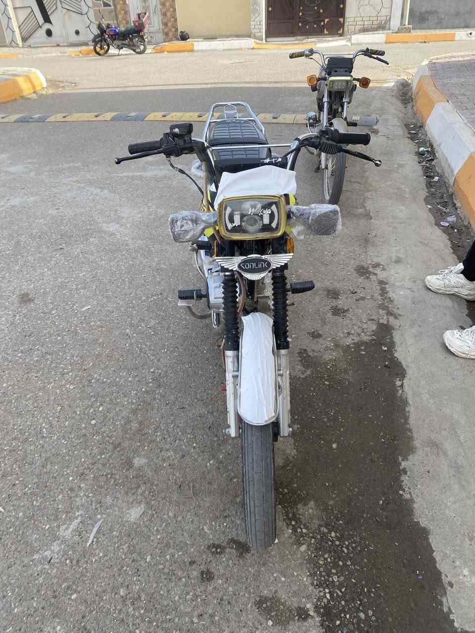 تايكر 2025 كفالة عامة سعر 725 وبيها مجال بسيط مكاني بعقوبة التحرير ***********
