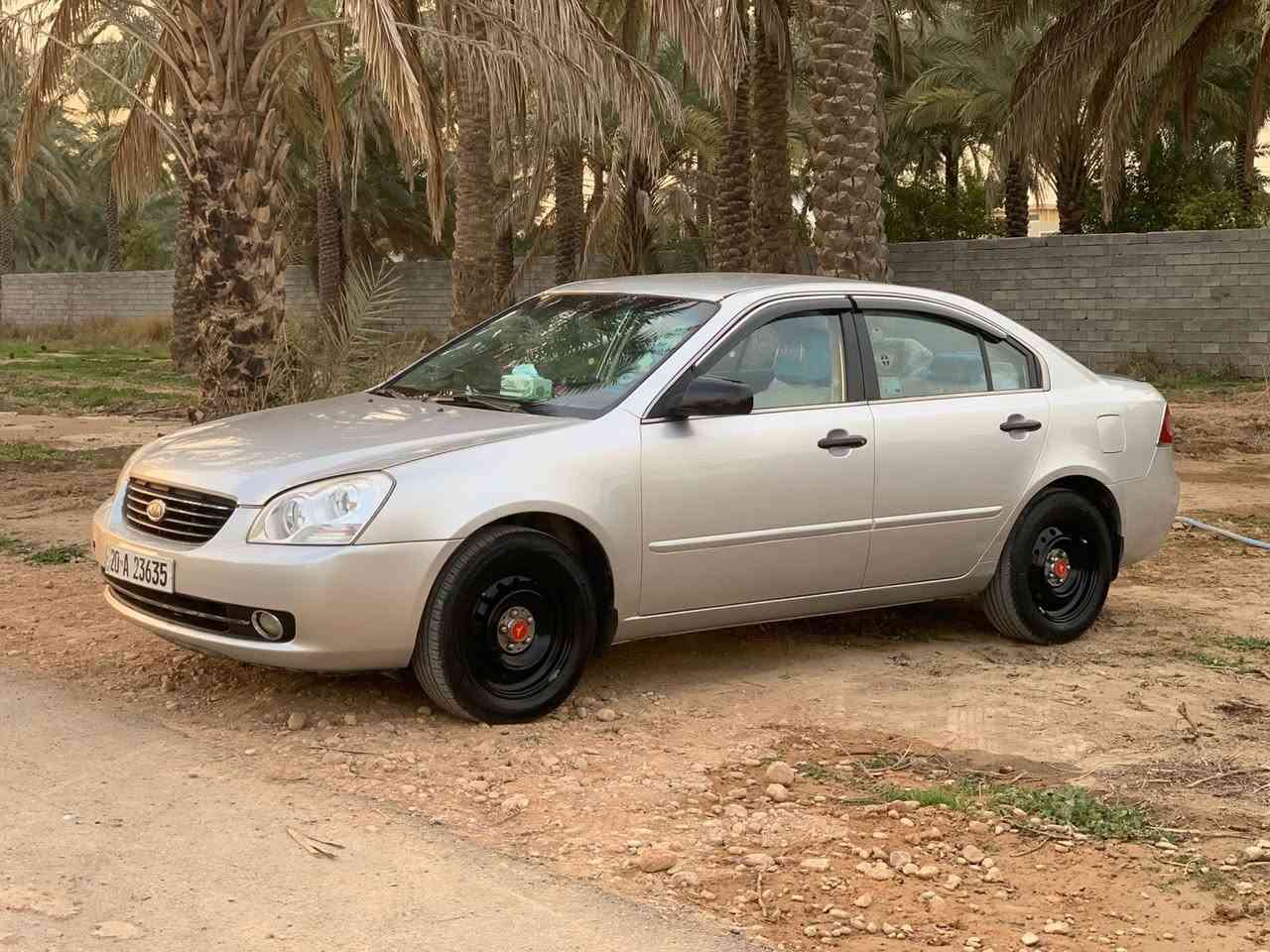 سلام عليكم اخوان كيا اؤبتما أمريكي موديل 2008رقم ديالى الجديد السيارة مصبوغة عام للجماليه  اثر جراد مكفولة من الكص والعيب الشرعي حدادية امامي خلفي جديدة تبريد تدفئة جديدة مكينه 2400  مفتوحة  بسم ابن عمي السنوية مكان السيارة ديالى بعقوبة *********** سعره 100 وبيه مجال بسيط
