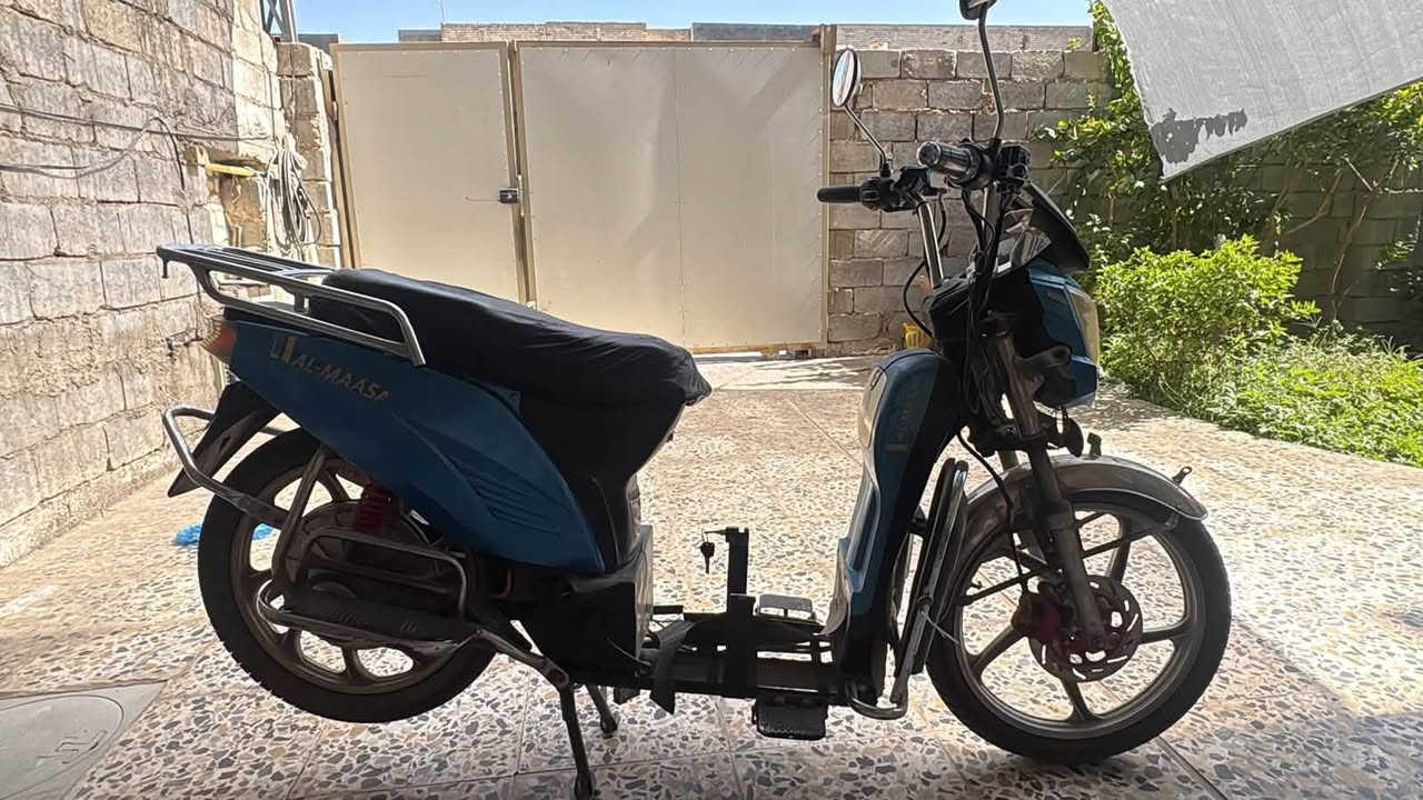 السلام عليكم من رخصه الادمن دراجه شحن هارلي شغاله فول وياها شاحنه وكامله ابيع بس كشر ب 150 والسعر بيه مجال حك الجيه مكان الدراجه الشهداء قرب بسكولاته للاستفسار خاص او على الرقم ***********
