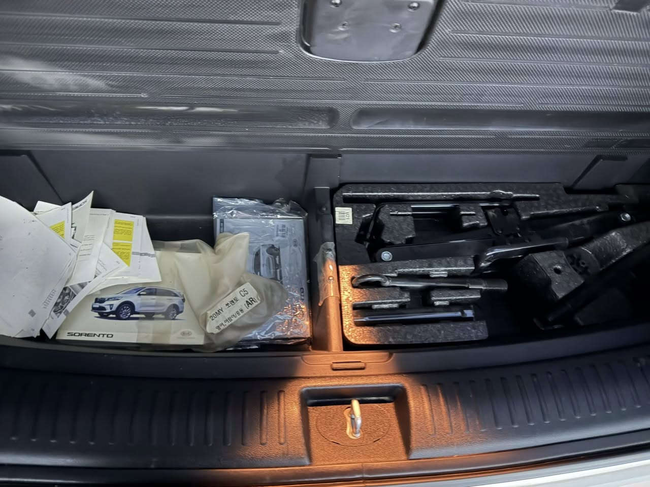 سلام عليكم سورنتو ٢٠ خليجي  مكفوله كفاله عامه ماشيه٣٧رقم بغداد سياره بصمه محرك ٦سلندر ٧راكب المكان الناصريه مركز السياره جاهزه من كلشي السياره بسمي مداور ثاني يوم       ***********
