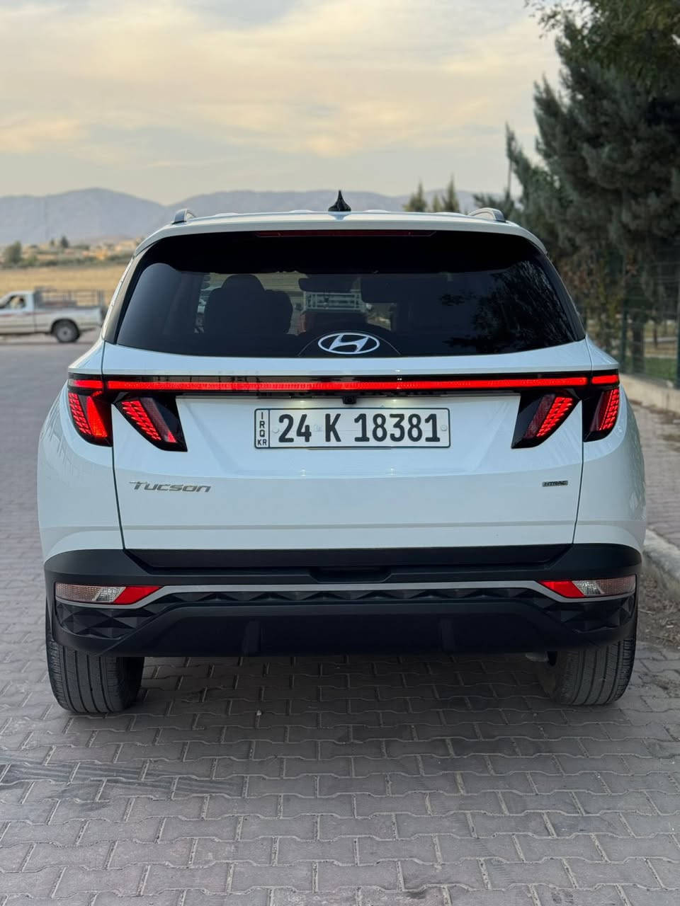 السلام عليكم
توسان 2022للبيع
لون ابيض🤍
بدون صبغ شرط جملغ خلفي تعديل و راس جملغ امامي تعديل بسيط
وارد امريكي 
محرك 2500 
رقم جاهز تحويل و غرامة شرط

مواصفات : فول مراصفات 
دواخل كريمي
فتحه سقف 
شاحن لاسلكي 
بصمه 
دخول ذكي 
صندوق كهرباء
فتحه 
كار بلي 
شاشة كامرة خلفية 
رادارت 360 درجة
كشنات جلد وتدفئة بالكشنات 
تبريد قطعتين 
وضعيات قياده 
هاند بريك دگمه
اوتو هولد 
خاصية إطفاء المحرك بالازدحام
خاصية النزول من المنحدرات
مثبت سرعه تفاعلي ومحافظة على المسار 
شاشة عداد ايباد
تشغيل عن بعد 
ماشية 29  الف ميل  
السياره احله من الصور وجاهزه من كل شي 
رقم شاصي5NMJCCAE9NH138215

السعر 195 ورقه وبيها مجال
واتساب و كورك ***********
