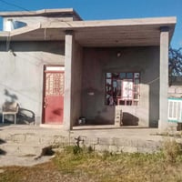 بيت للايجار • بعاجة • ٢-٣ نفرات