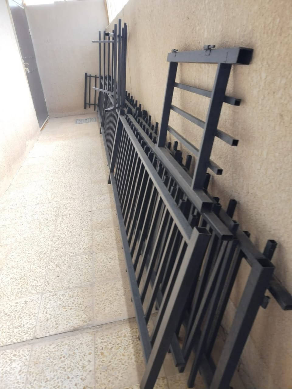 للبيع سعر متر 30
***********0
