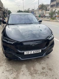 ‏𝐌𝐔𝐒𝐓𝐀𝐍𝐆 𝐌𝐚𝐜𝐡-𝐄. 𝐏𝐑𝐄𝐌𝐈𝐔𝐌 فورد موستانك ماك إي بريميوم موديل : 2023 اللو...