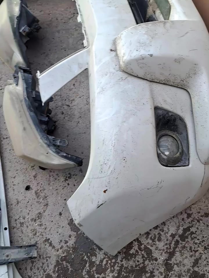 السلام عليكم دعامية وزوج لايت وزوج بكلايت وزوج دواسات مع واقيات زوج سعرهن كلهن ٥٠٠ الف
مكاني بغداد حي الجهاد
***********
