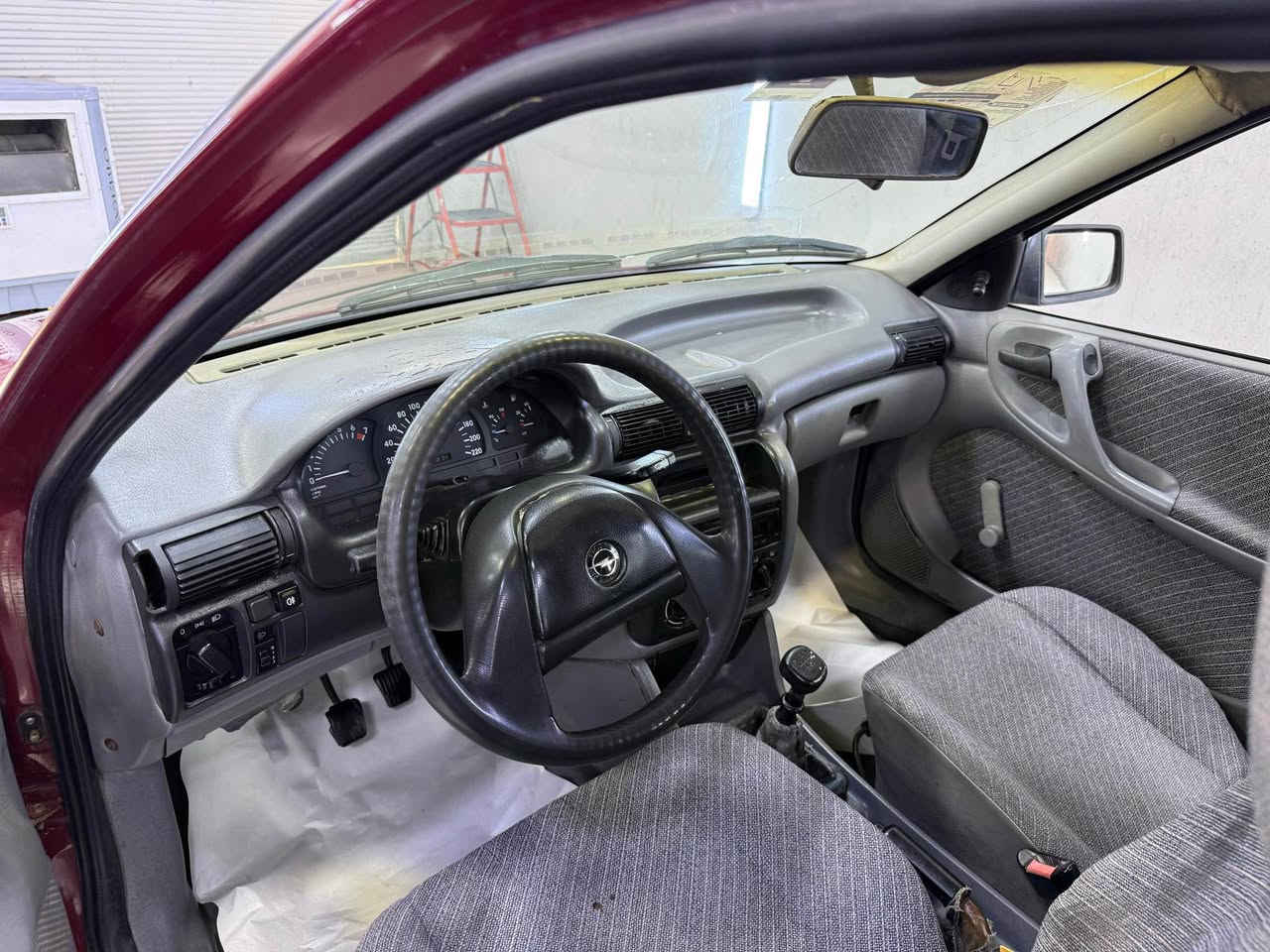 اوبل استراحلونظيف محرك حجم16موديل1992رقم كركوك مشروع وطني لغاية 2029سيارة مال بيت بااسمنا شرط التحويل سيارة بدون حادث سيارة جاهزمن كل النواحي كيرمحرك كهربائيات صدرتايرات باتري كوبون بنزين هم موجودغرفة السيارة جديدعلى وضع الشركة استفساراتصل ***********بي مجال قليل للطيبين شراي خابرونتفاهم بيع فقط ومااراوس كركوك, العراق
