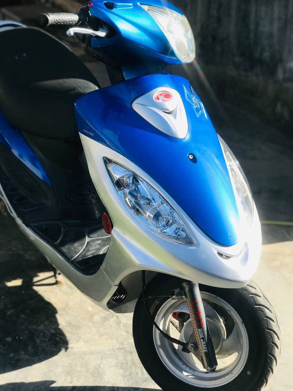 سلام عليكم 
دراجه كامكو ١٦ 
كفاله عامه كلشي شغال بيها 
سعر ٨٠٠ وبيه مجال قليل 
مكان رفاعي ***********
