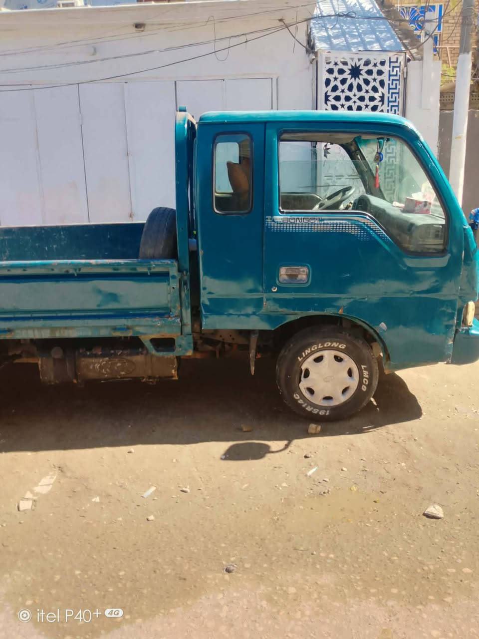 سلام عليكم سياره للبيع تخم تاير
محرك وكير جدد سياره حلوه مال جناي ما بيه نقص 
رقم بصره راعيه عمار سعر 25وبيه مجال لشراي 
مكاني عماره ***********
