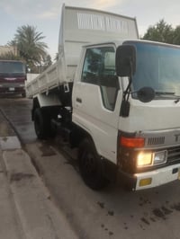 تيوتا قلاب بلادي مكينة ١٣نضيفة  السعر ٥٥ ٠٧٨٢٥٢٦١٨٩٢
