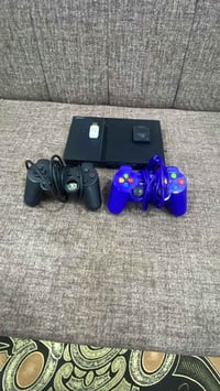 بلي تو للبيع نضيف زائد كرت ميموري١٠  كيكه زائد فلاش بي 30 لعبه ومحوله ...